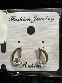 Earring thumbnail 5