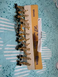 Earring thumbnail 2