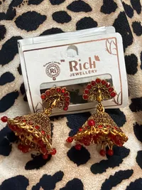 Earring thumbnail 5