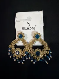 Earring thumbnail 7