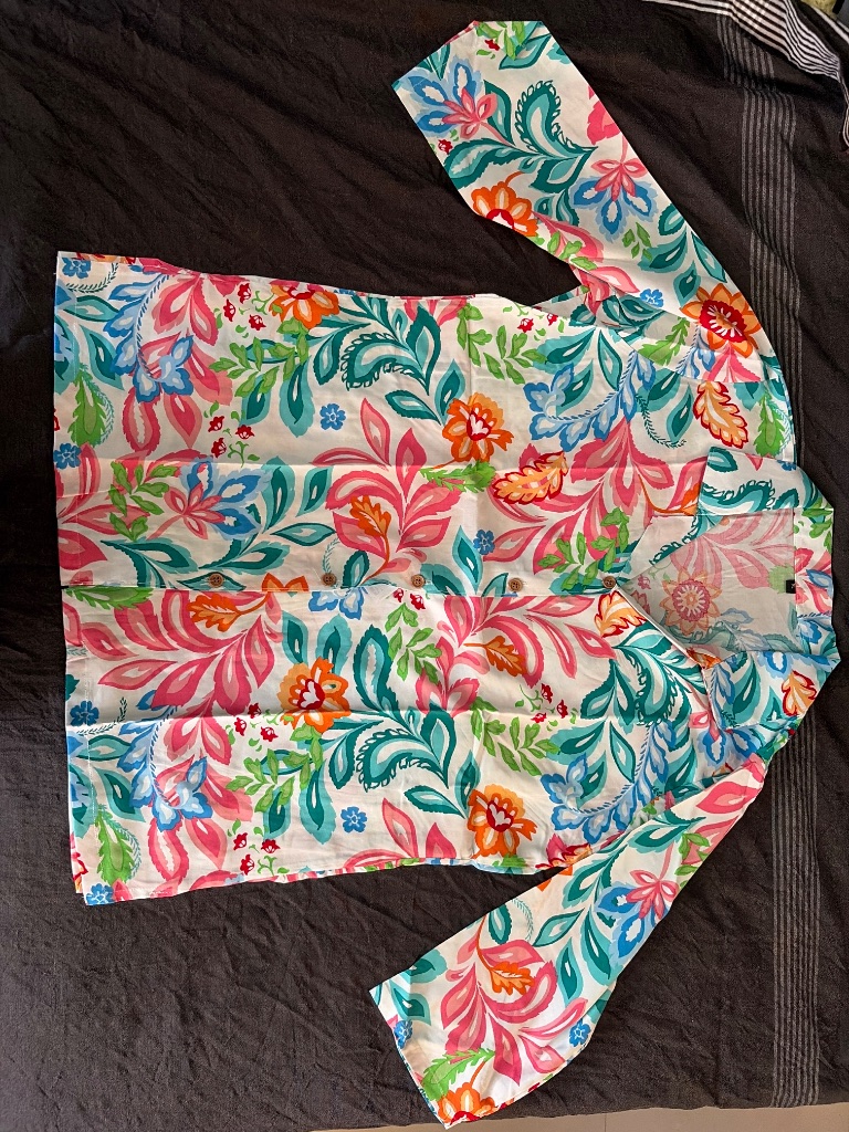 Tops - Image 7