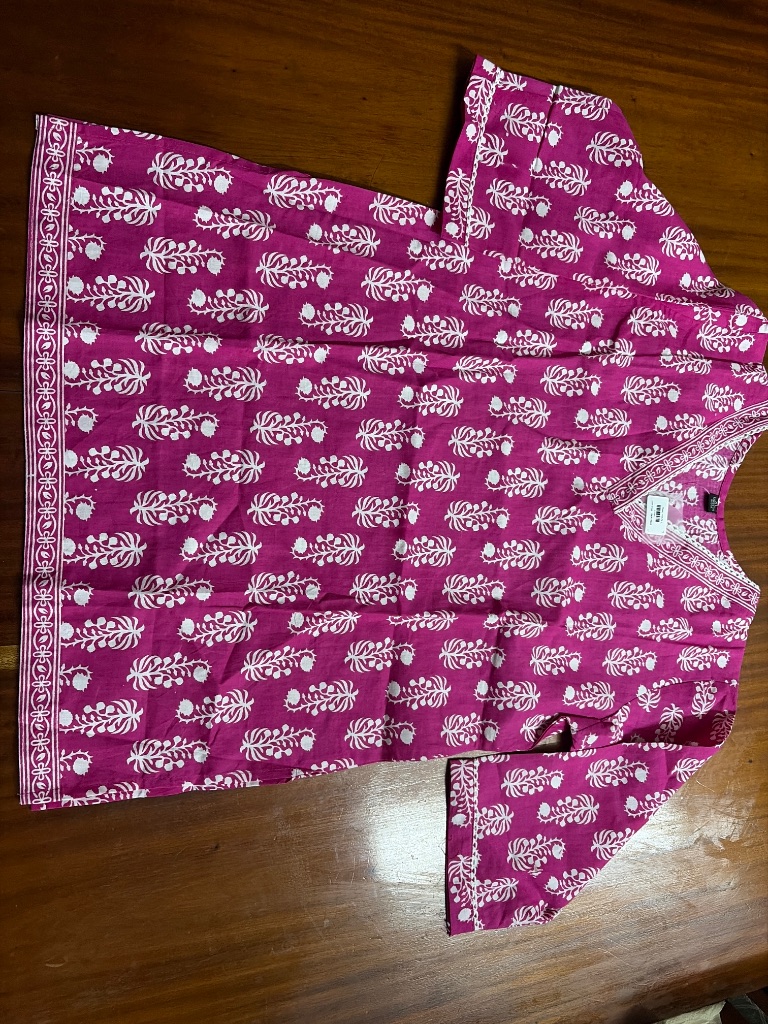 Tops - Image 37