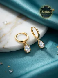 Earring thumbnail 3