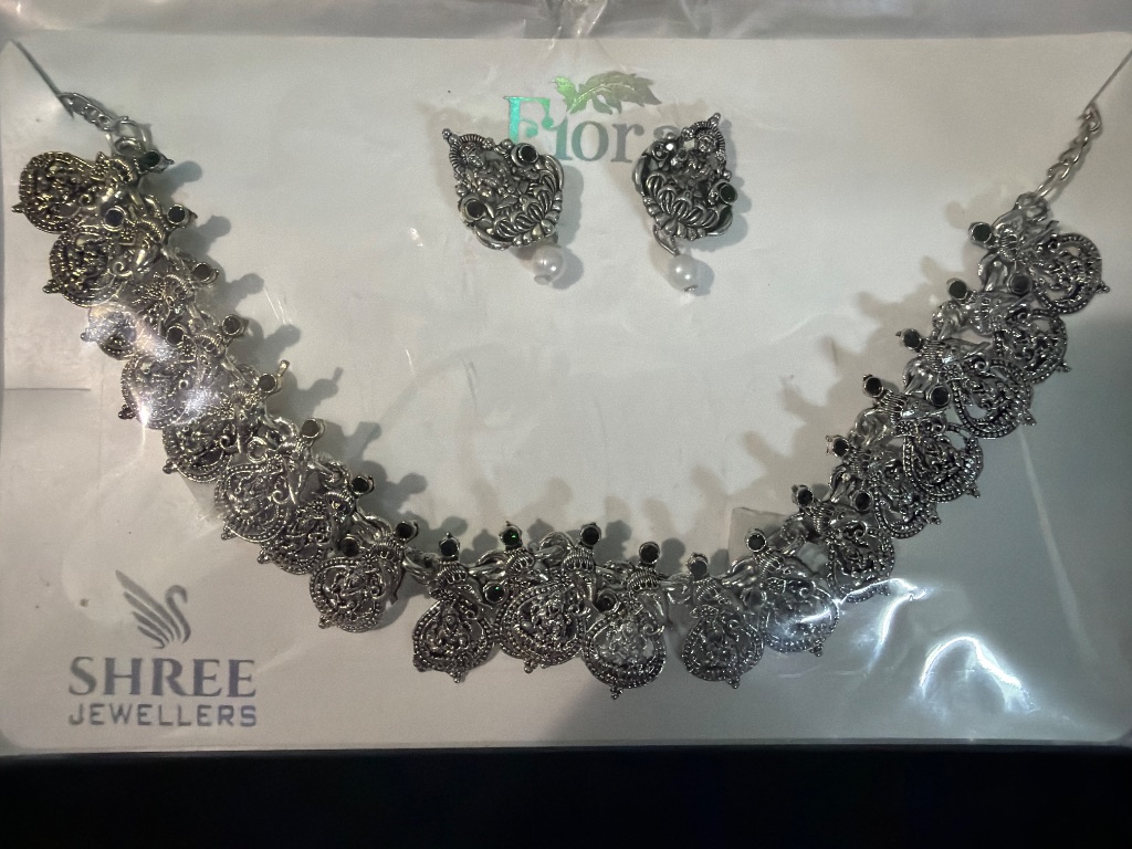 Necklace Set - Image 7