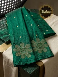 Saree thumbnail 1